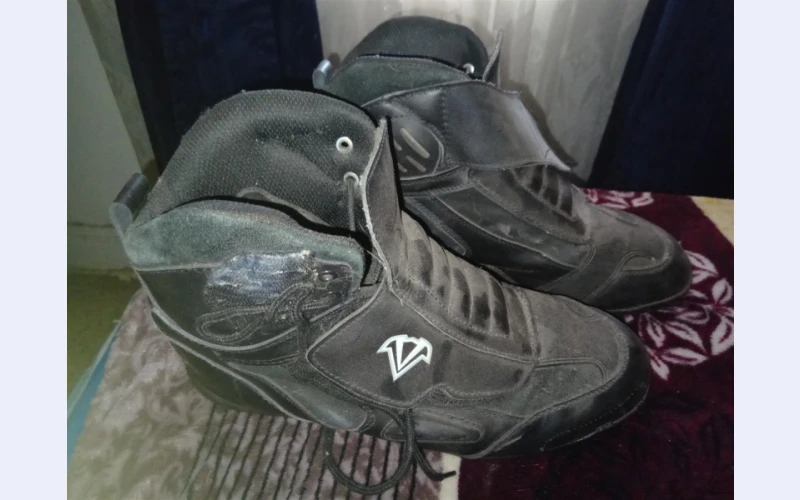 vega-mens-leather-bike-boots10