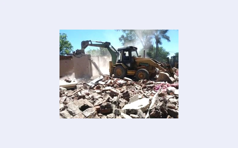 building-rubble-removal-office-furniture-removal-in-roodepoort