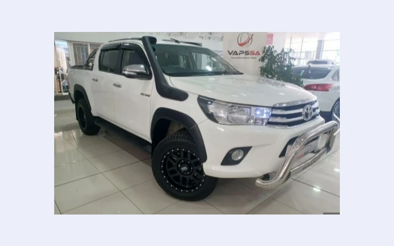 toyota-hillux-for-sell