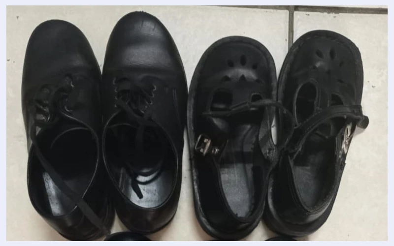 School shoes in Johannesburg, delalers of school schoes in Johannesburg sell good quality school shoes and affordable. Let your chilld study safe