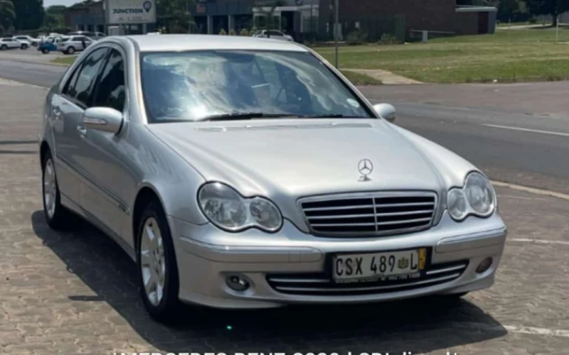 Mercedes for sell in polokwane. Still in immaculate running and it has perfect service history. Papers and disc are still up to dated.call for more information