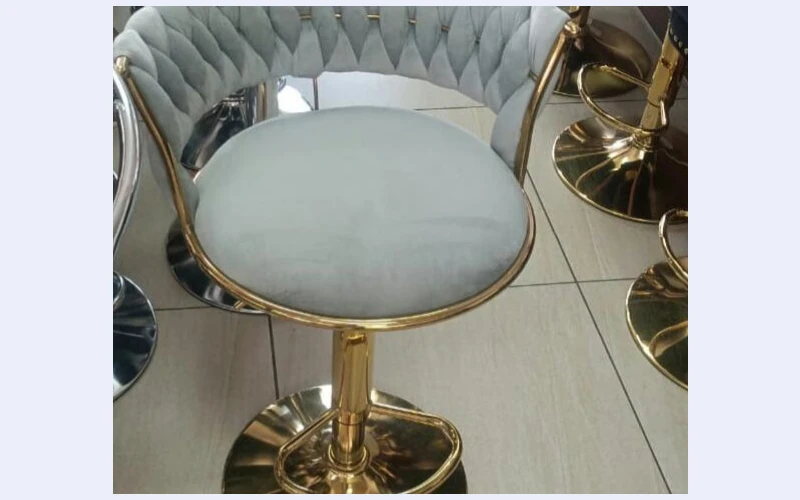 Strong bar stools in discovery for sell.give your home sophisticated vibe.it can also be used kitchen, living room, and dinner room