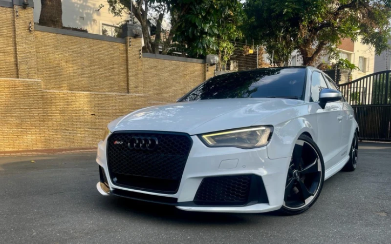 Audi RS3 in durban for sell.viewin avilable in during the day , papers and dis are still valled,service history is excellent and it very comfortable more than the way you see it outside the way it looks