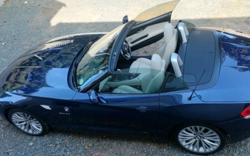 Bmw convertible car in durban for sell.its potentially improved efficiency and performance. Still in good working condition and sporty car.call for more info