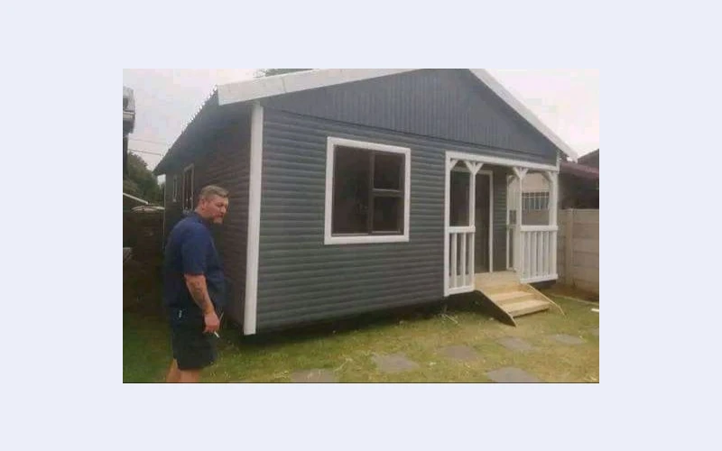 Log cabine construction in nigel. We offer construction of wooden house with aluminum windows, ceiling dry walling,plumbing and painting .our services are recommended by manycustomers