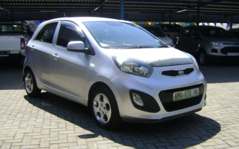 Kia picanto in boksburg for sell.still in goodworking condition, fuel economy excellent, and service history excellent. Tradein your well and  affordable finance option avilable