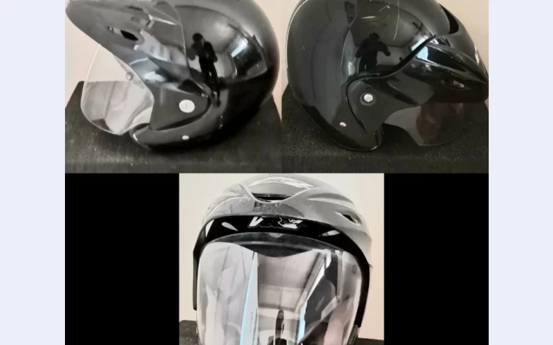 VR-1 Gloss Black Motorbike Helmet for Sale - Fair Condition, R350 Negotiable