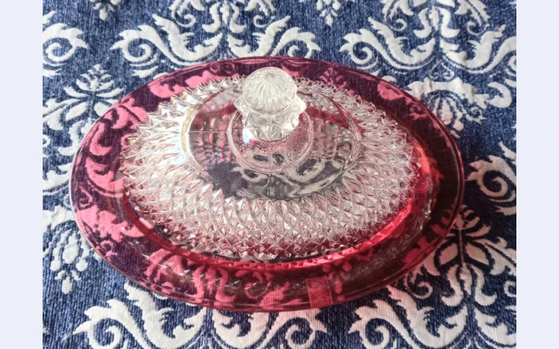 rare-vintage-butter-dish---indiana-glass-ruby-flashed-diamond-point-pattern
