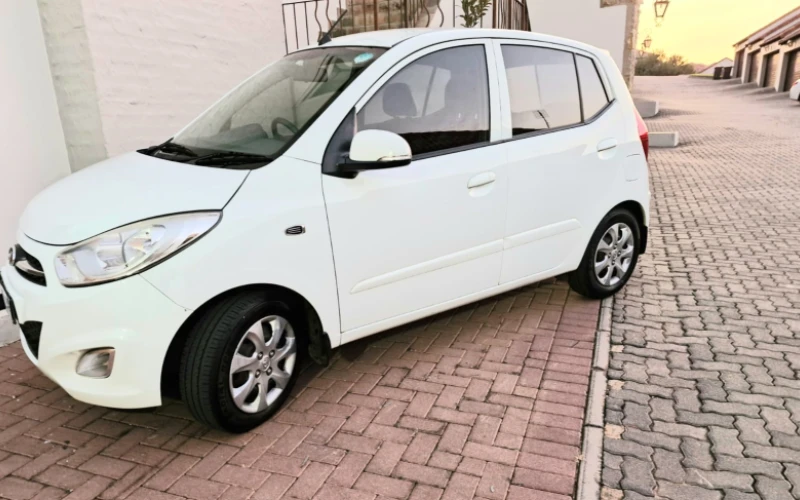 Reliable Hyundai i10 for Sale - Excellent Condition, 2013 Model