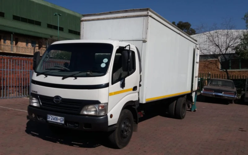 Four ton truck hire in Johannesburg