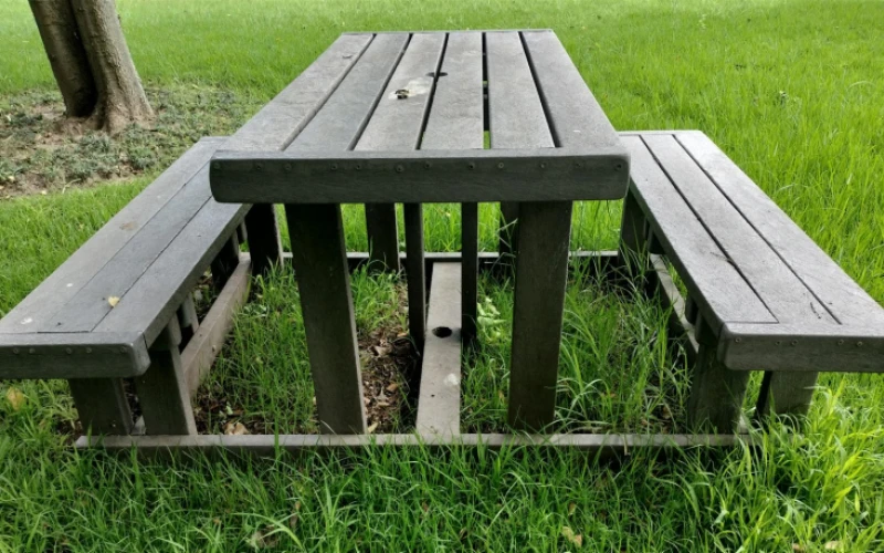 picnic-bench-in-free-state---sasolburg