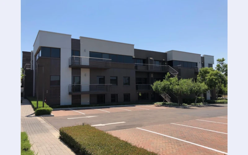 hertford-office-park-prime-office-space-to-let-in-midrand