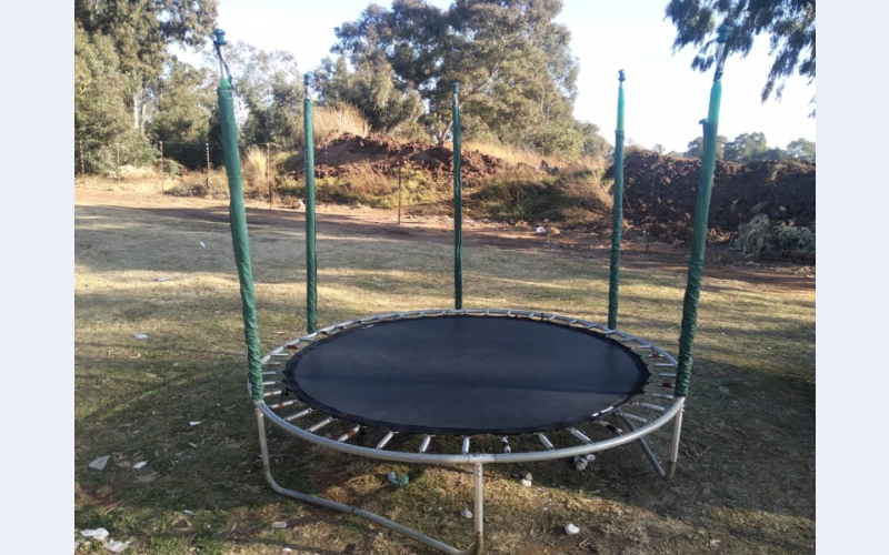 trampoline-for-sale-situated-in-petit