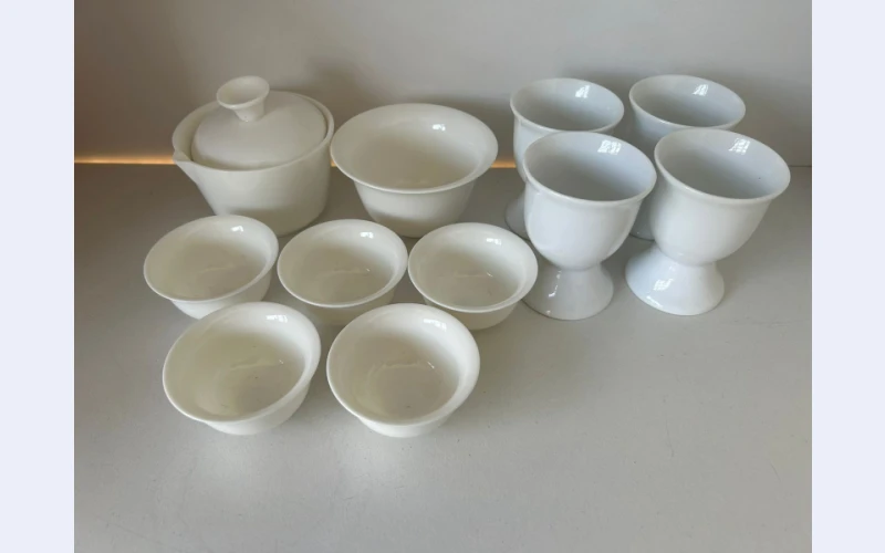 egg-holders-and-mini-bowls