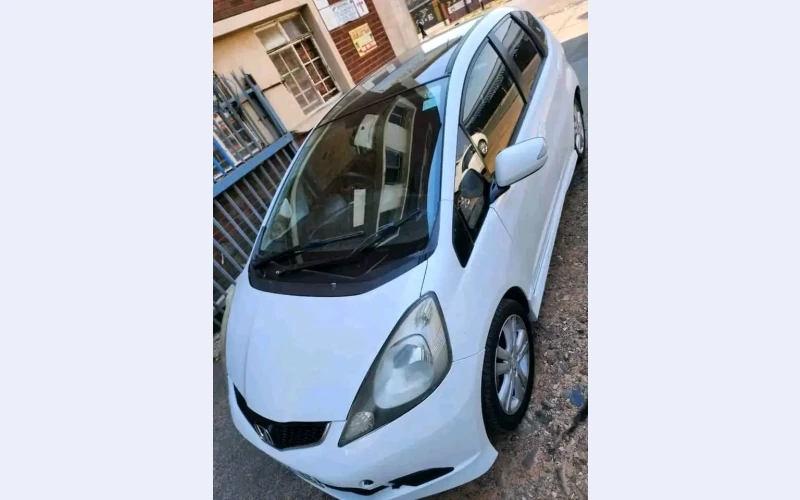 honda-jazz-in-kemptonpark-for-sell