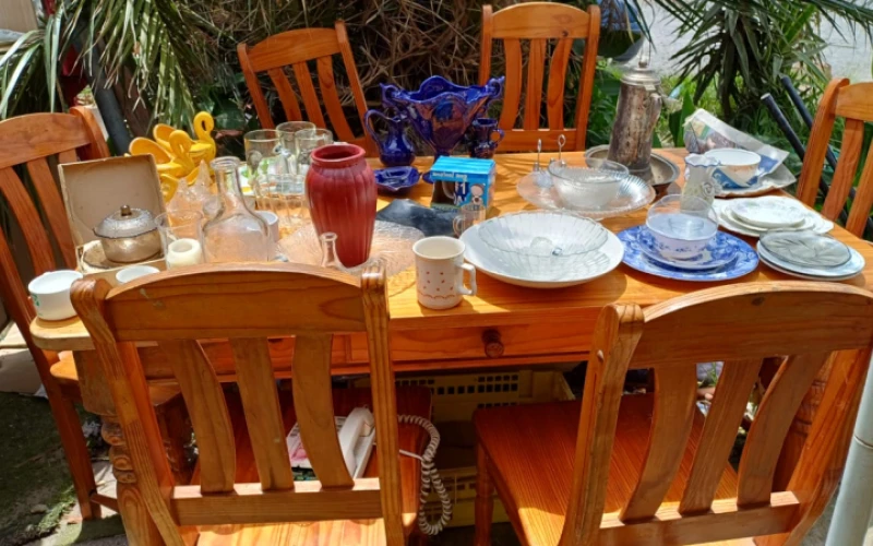 faatimah-dinning-table-in-capetown-for-sell