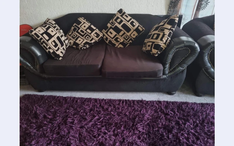 Carpet and 5coaches for sell in mafikeng.they are affordable,still in good  condition and affordable. Makes living room more beautiful and attractive. Call fore more information