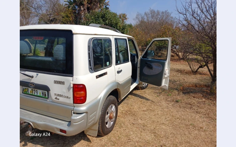 eKayzone cars: Mahindra for sell in Pretoria