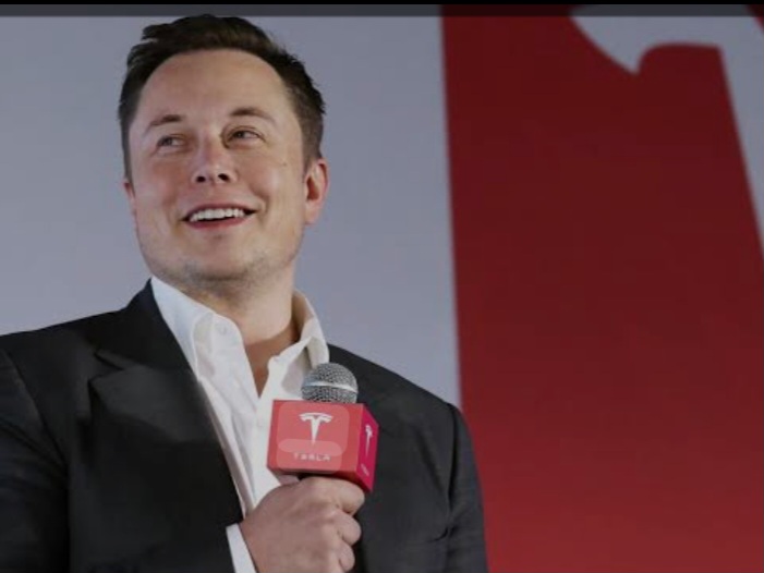 Elon Musk: On Track to Become the First Trillionaire by 2027